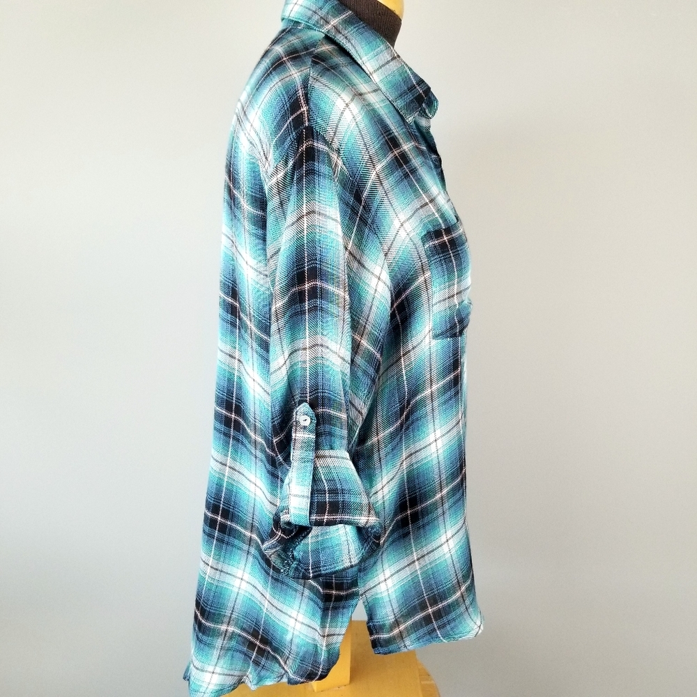 Ellison oversized plaid button high low shirt - Picture 2 of 9